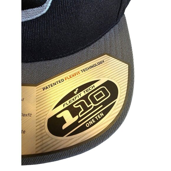 Rsd Flexfit 110 One Ten OSFM Black Bolt Hat Acrylic/Wool Blend Adjustable - Picture 2 of 13